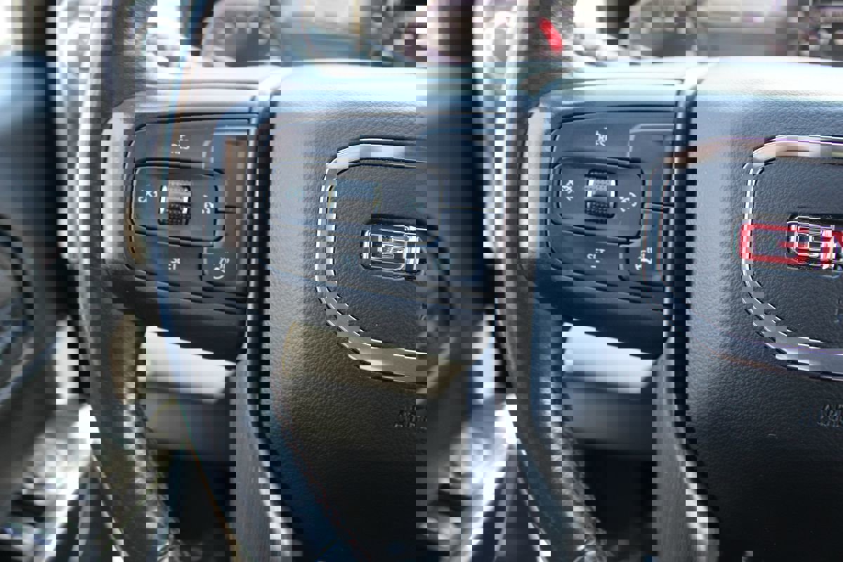 Used 2021 GMC Sierra 1500 AT4 w/ AT4 Preferred Package image 28