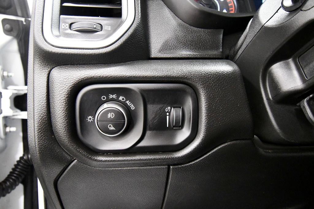 Used 2022 RAM 2500 Big Horn w/ Cold Weather Group AWD/4WD image 18