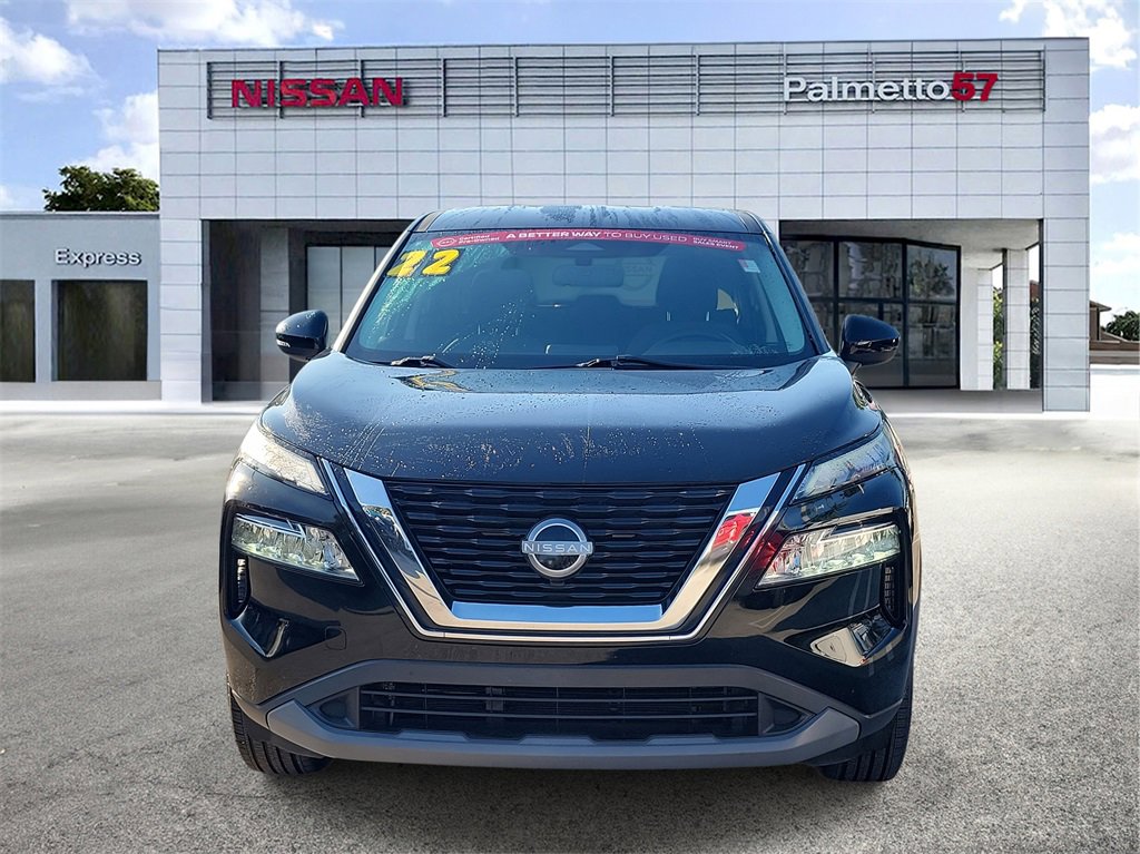 Certified 2023 Nissan Rogue SV image 2