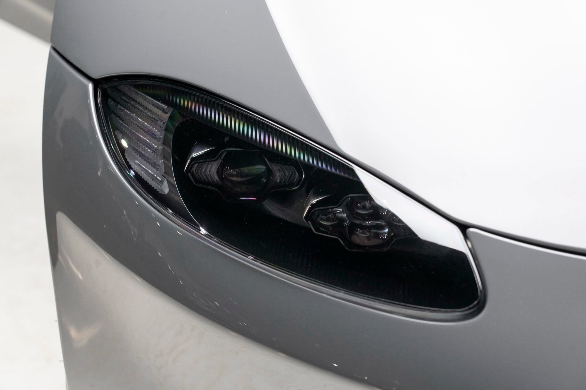 Used 2020 Aston Martin V8 Vantage AMR RWD image 73