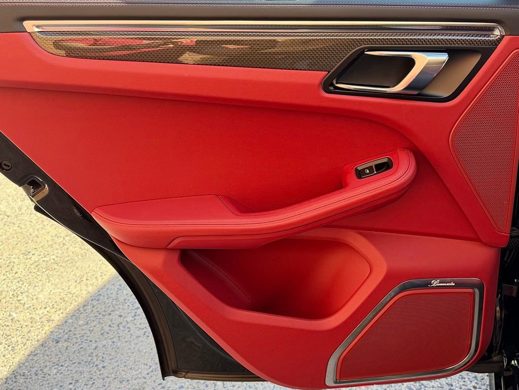 New 2026 Porsche Macan GTS image 20