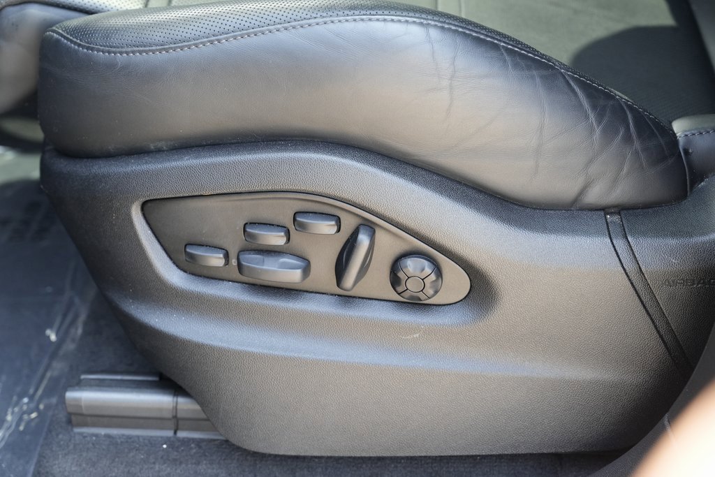 Used 2022 Porsche Cayenne Turbo image 33