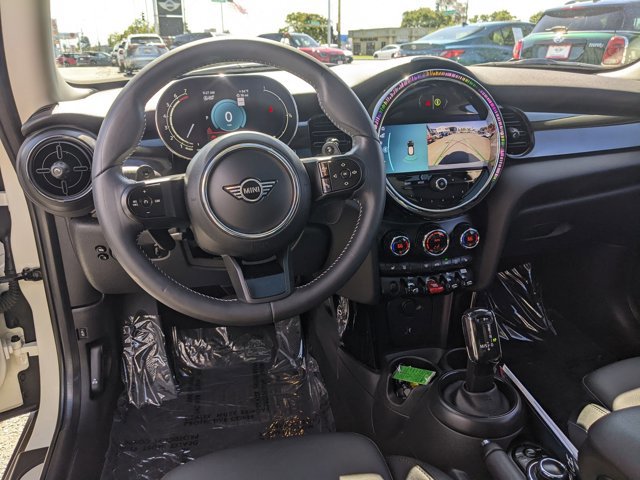 Certified 2023 MINI Cooper S FWD image 17
