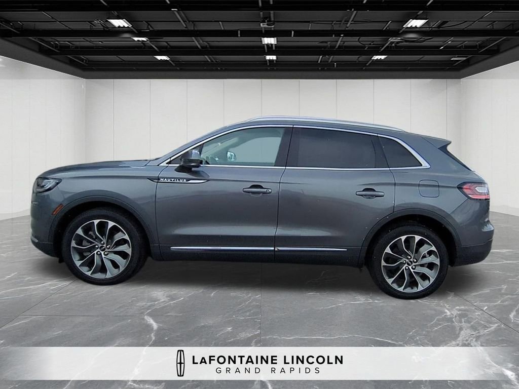 Certified 2023 Lincoln Nautilus Reserve image 2