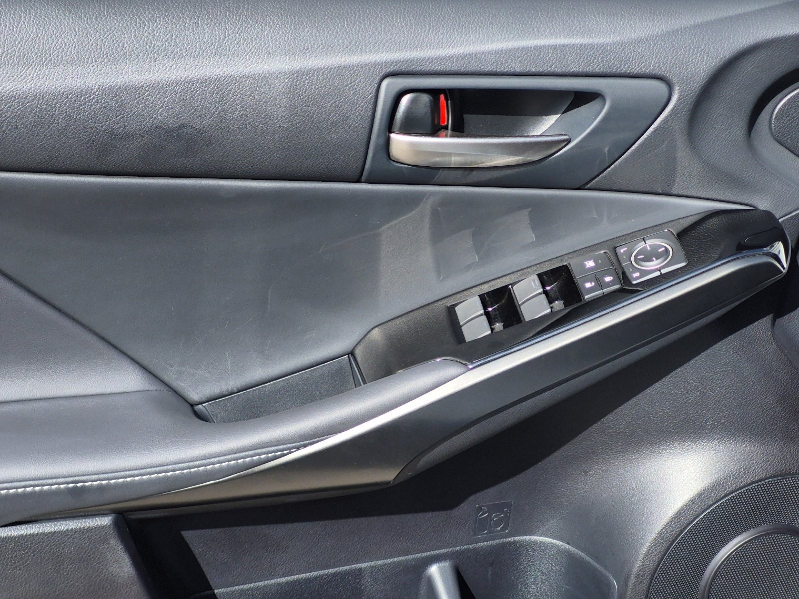 Used 2025 Lexus IS 350 F Sport w/ Accessory Package RWD image 10