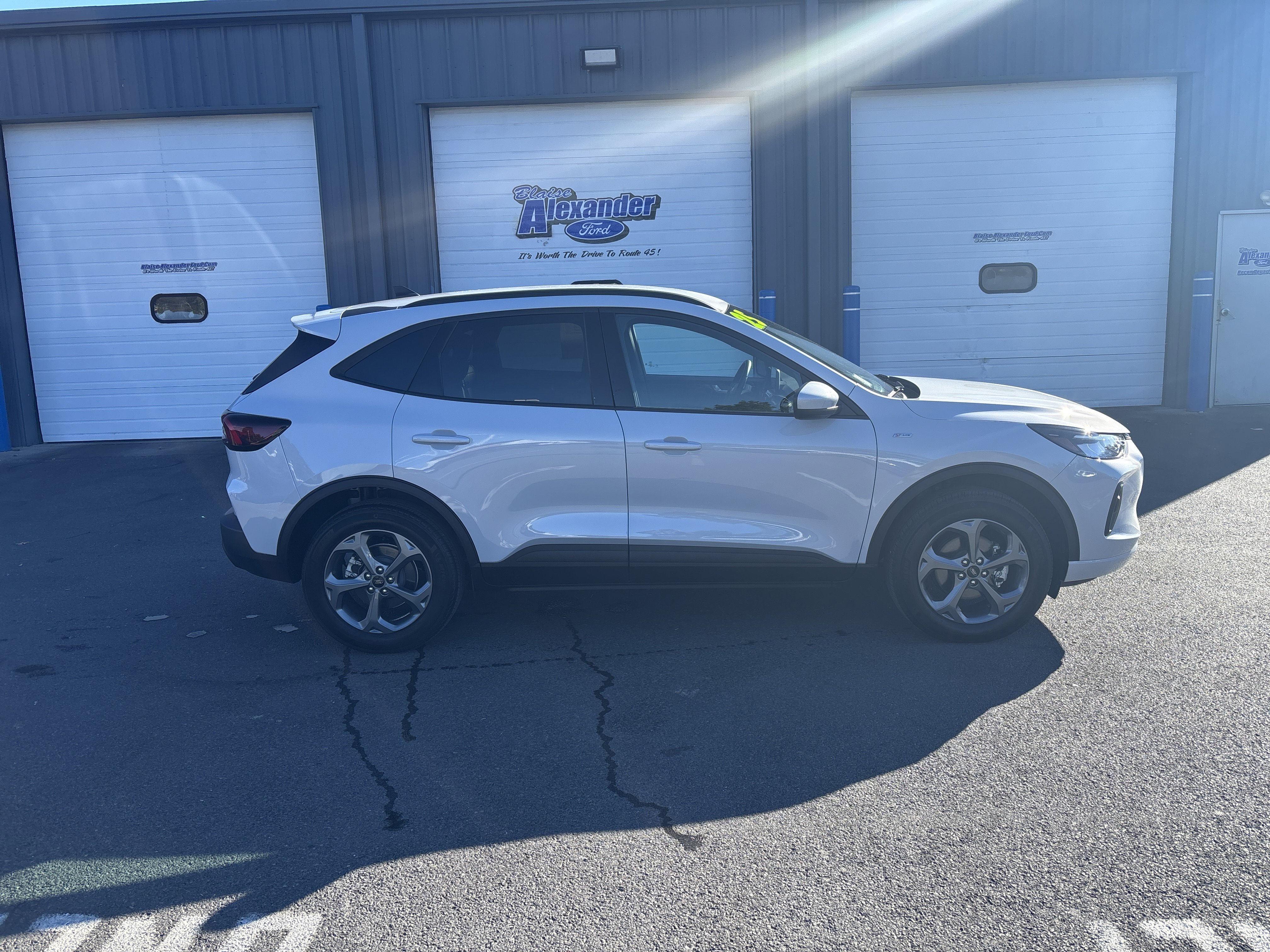 Used 2025 Ford Escape ST-Line Select video 2