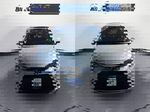 Used 2024 Toyota Corolla LE image 8