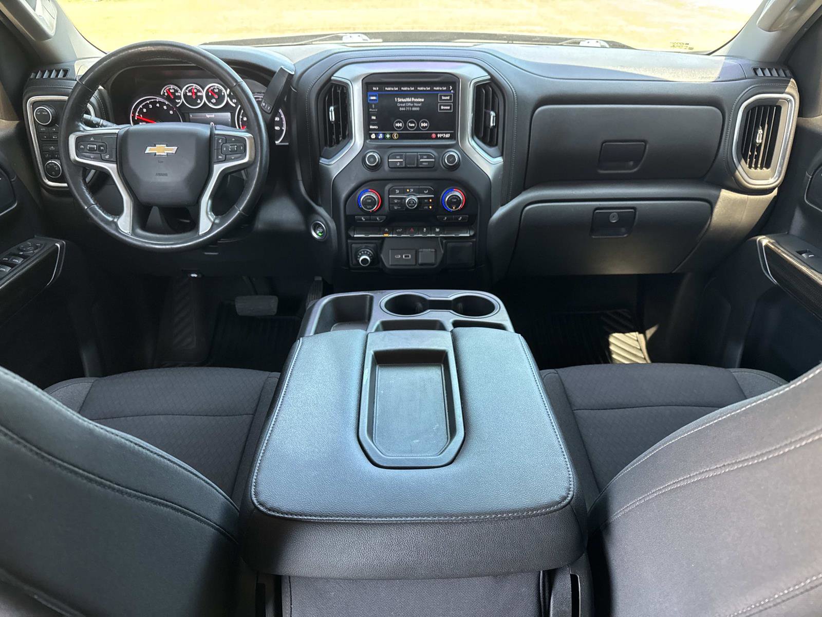 Used 2021 Chevrolet Silverado 1500 LT AWD/4WD image 19