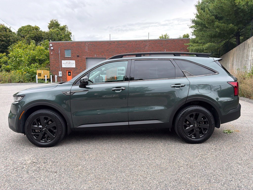 Certified 2022 Kia Sorento S AWD/4WD image 3