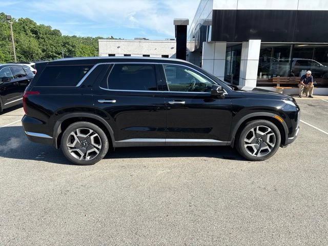 Used 2025 Hyundai Palisade Limited FWD image 6