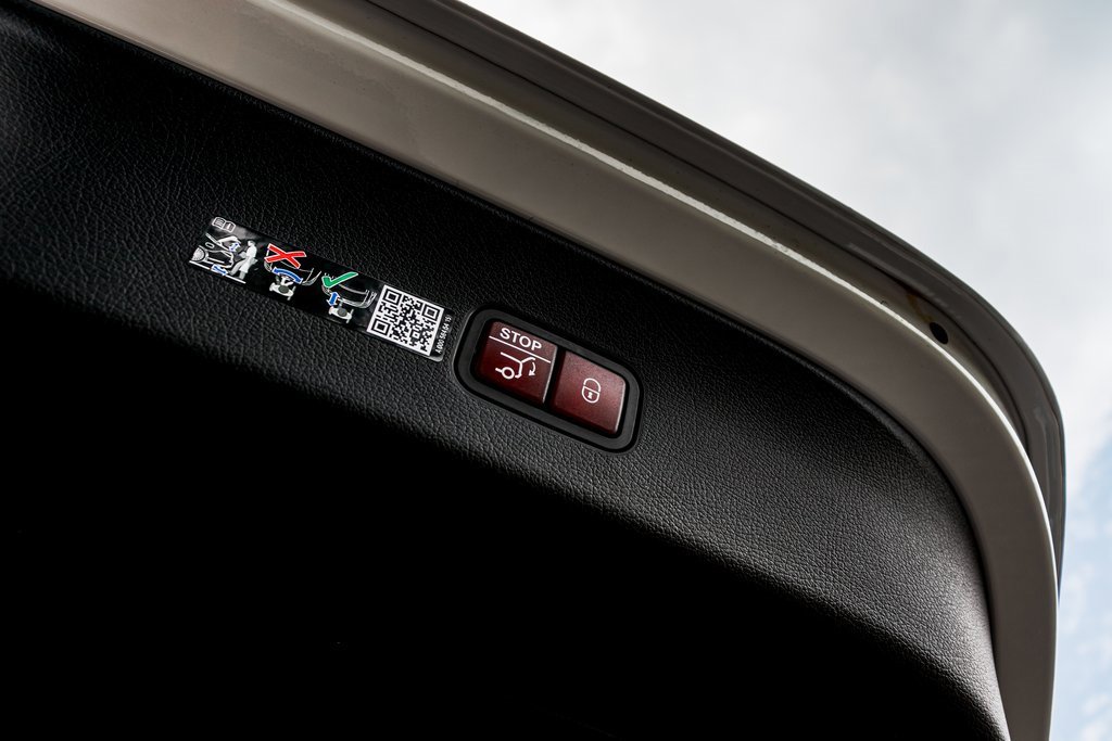 New 2025 Mercedes-Benz GLC 63 AMG S image 23