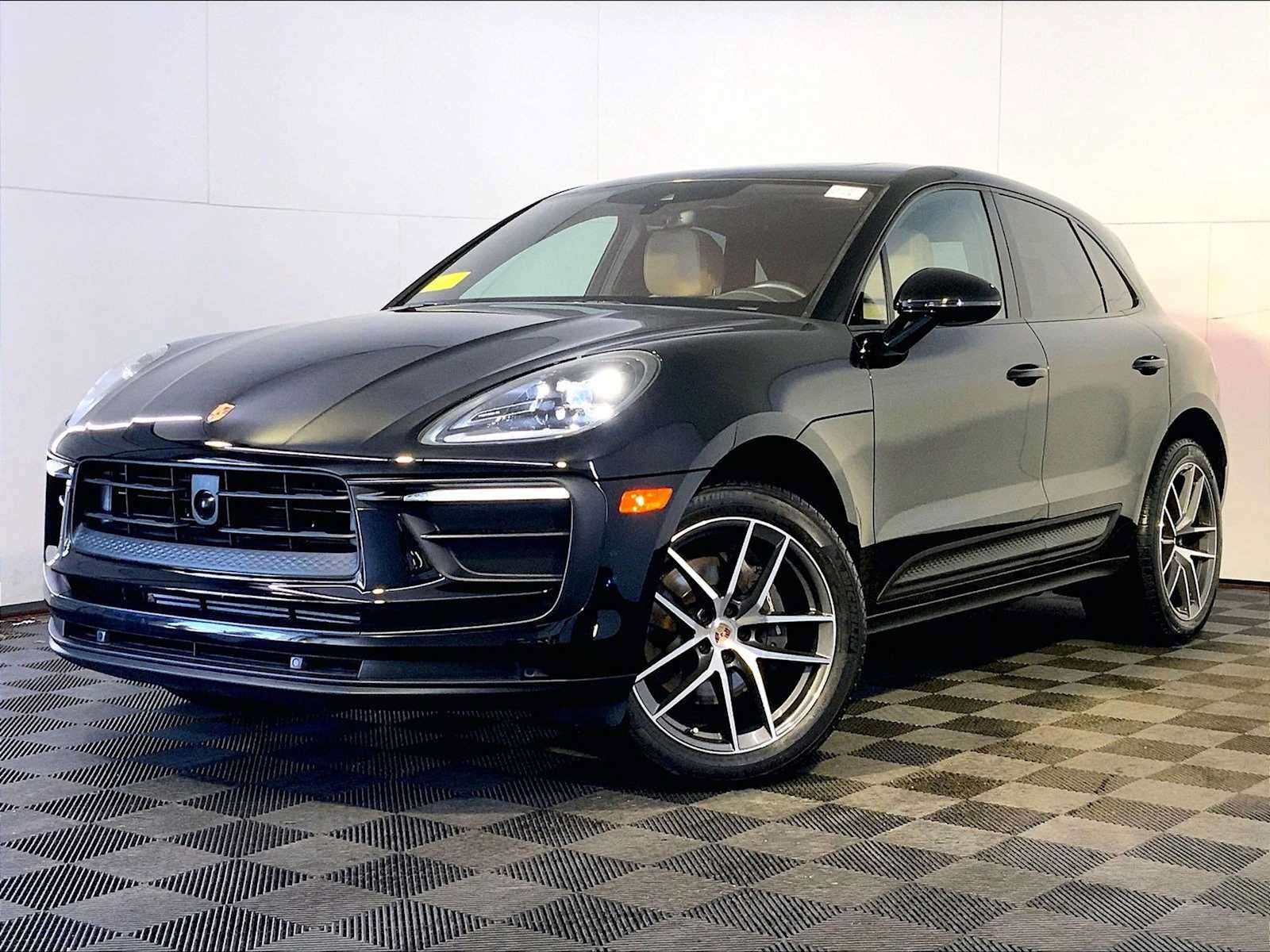 Certified 2023 Porsche Macan