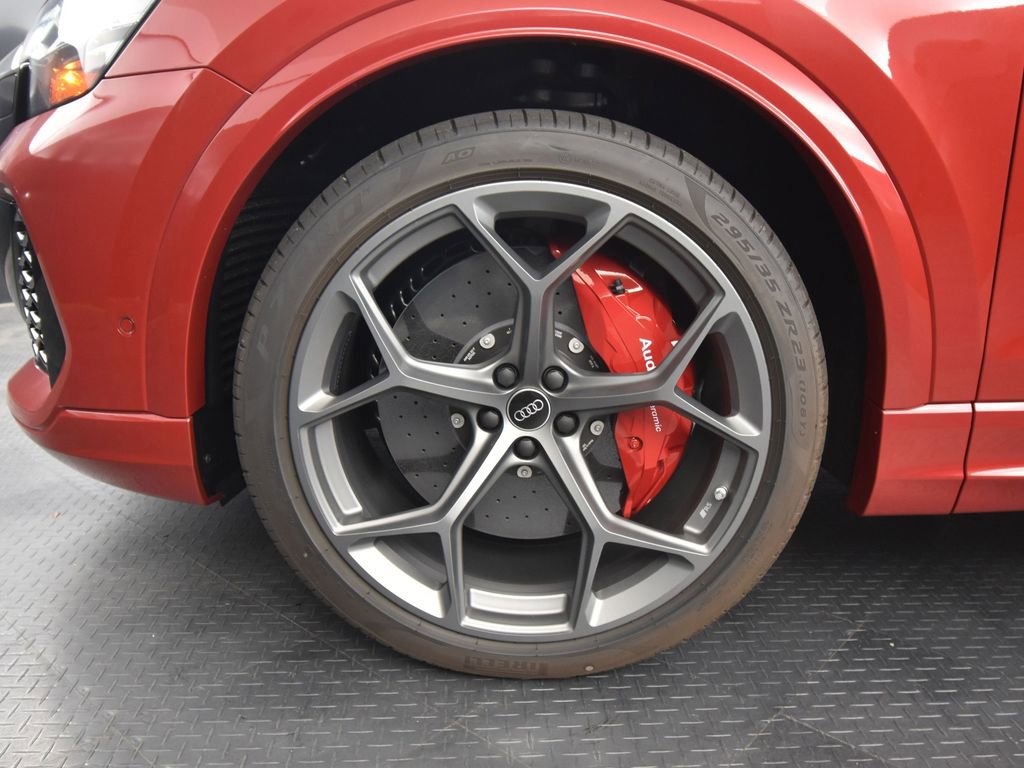 New 2025 Audi RS Q8 performance image 11