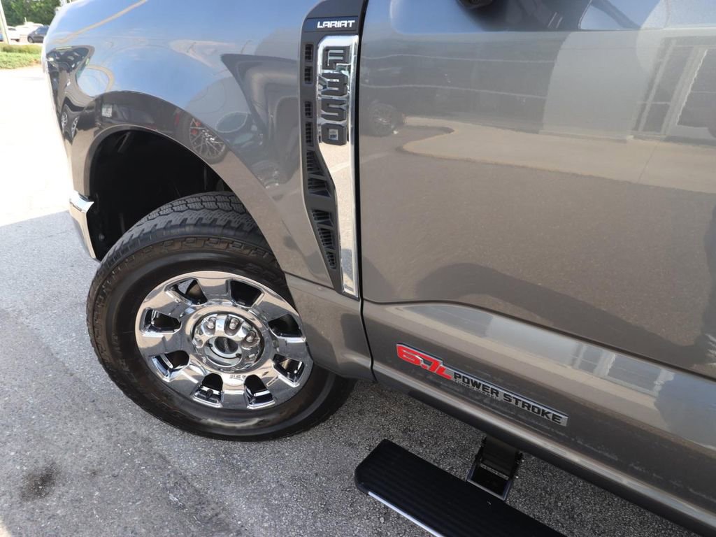 Certified 2024 Ford F350 Lariat w/ Lariat Ultimate Package image 4