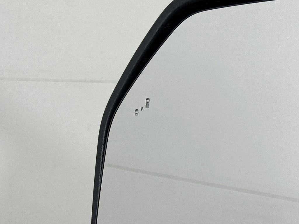 Used 2022 Ford F350 Platinum image 24