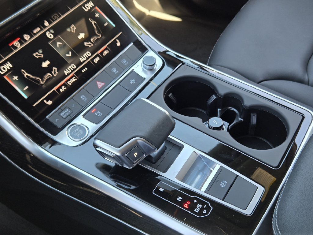 New 2026 Audi Q7 2.0T Premium AWD/4WD image 25