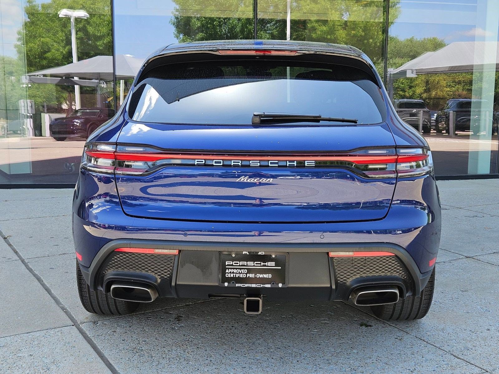 Certified 2026 Porsche Macan image 10