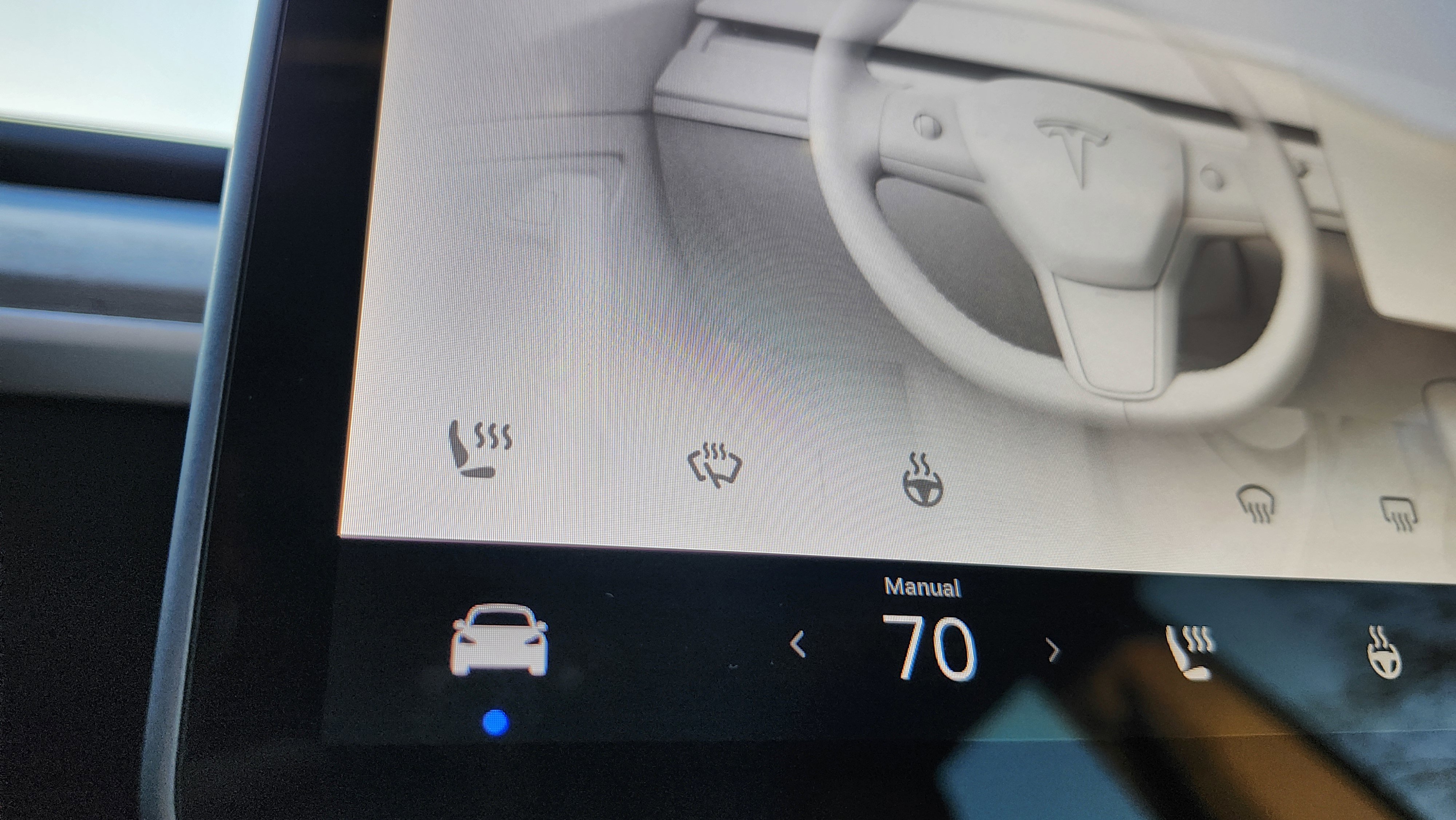 Used 2023 Tesla Model 3 Standard Range image 9