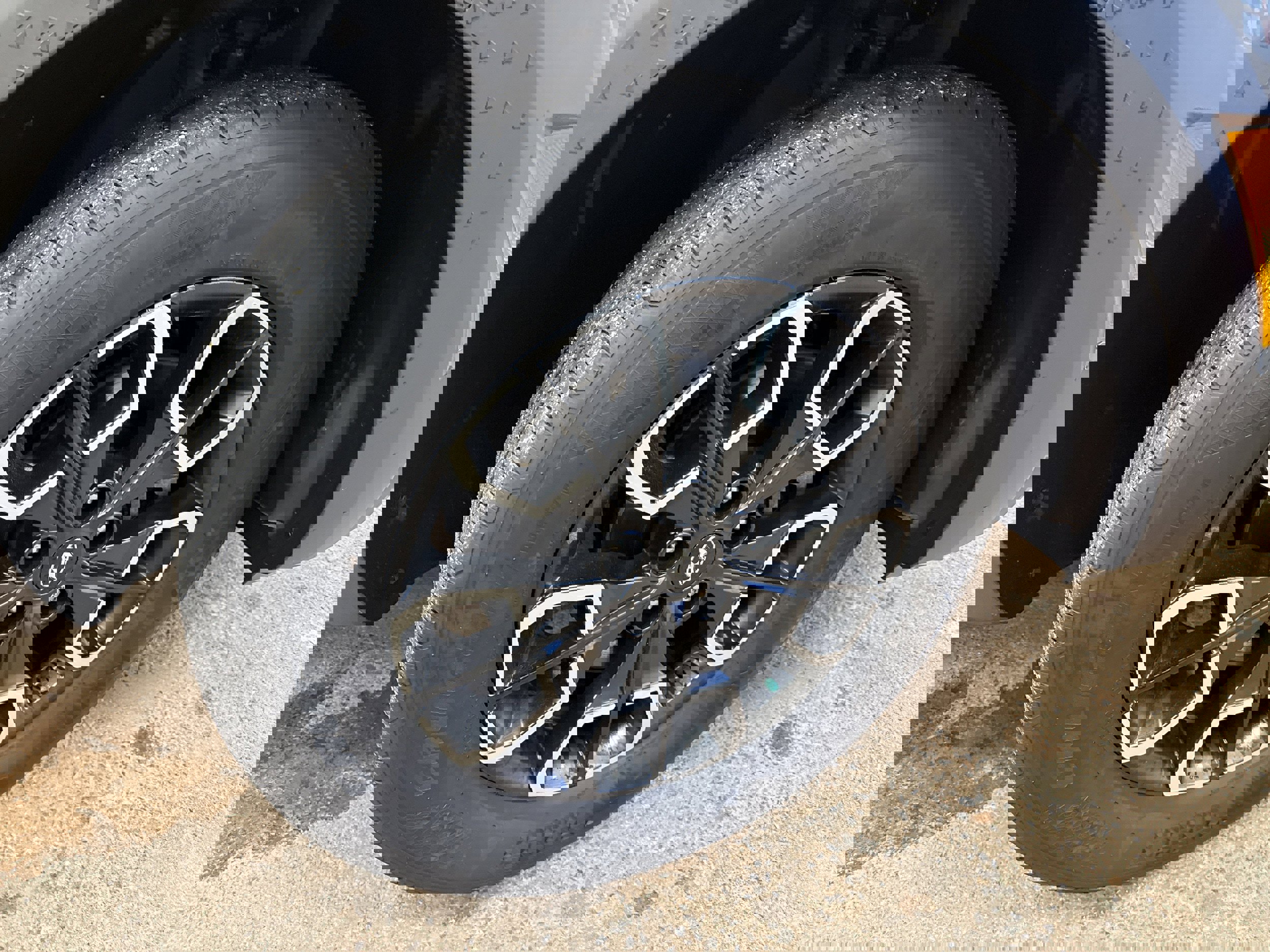 Used 2023 Hyundai Santa Cruz SEL w/ Activity Package AWD/4WD image 11