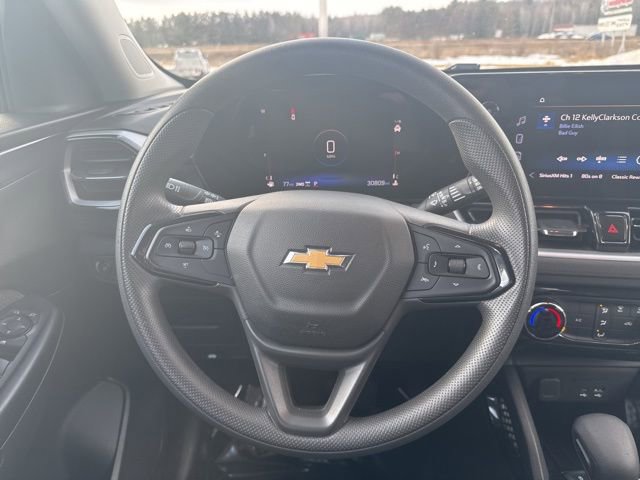 Used 2024 Chevrolet TrailBlazer LT image 16