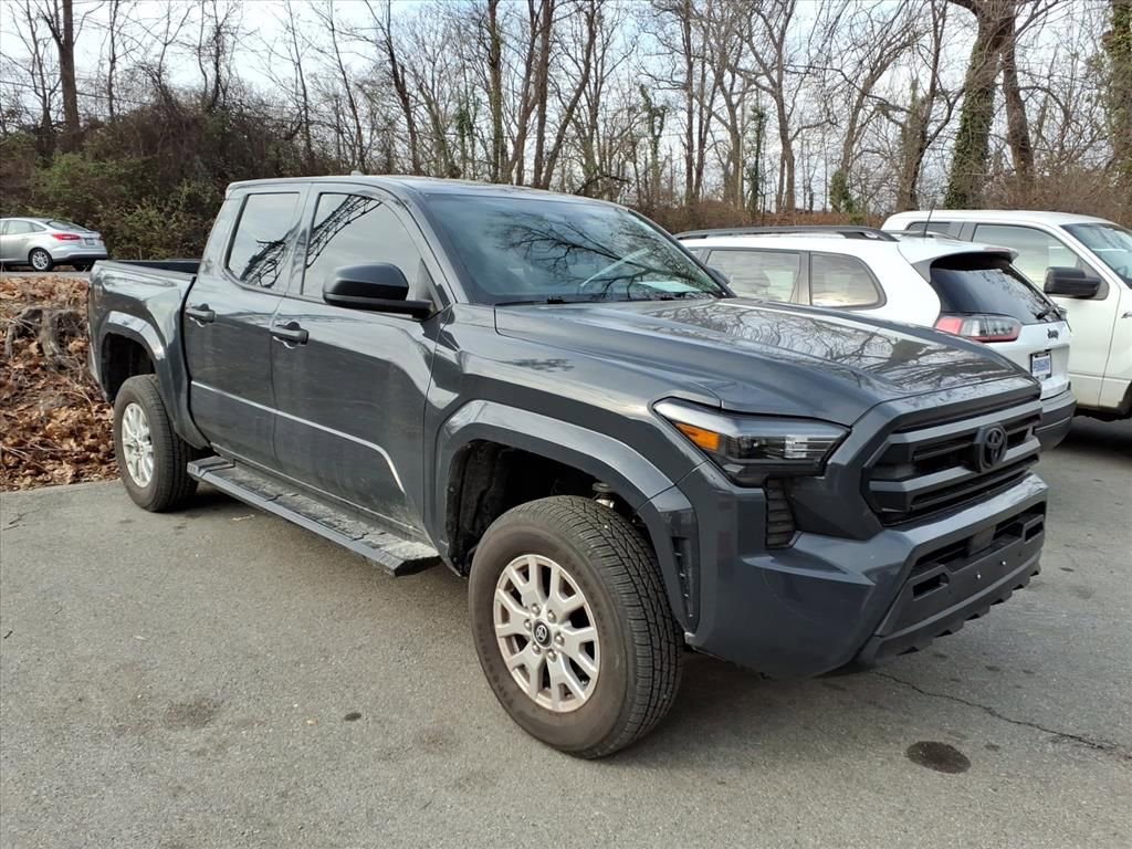 Used 2025 Toyota Tacoma SR w/ SR Upgrade Package image 5