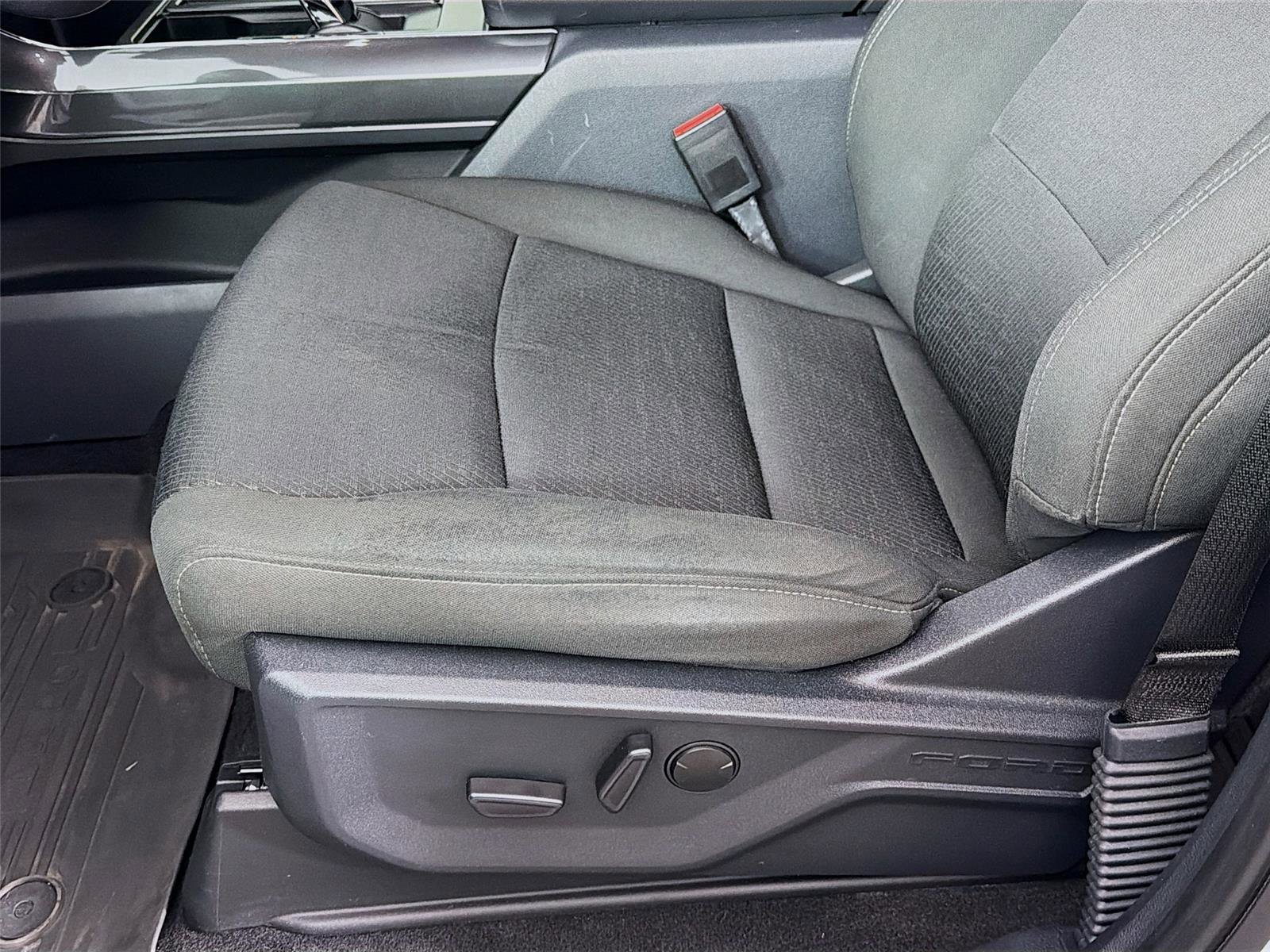 Used 2023 Ford F150 XLT w/ Equipment Group 302A High image 20