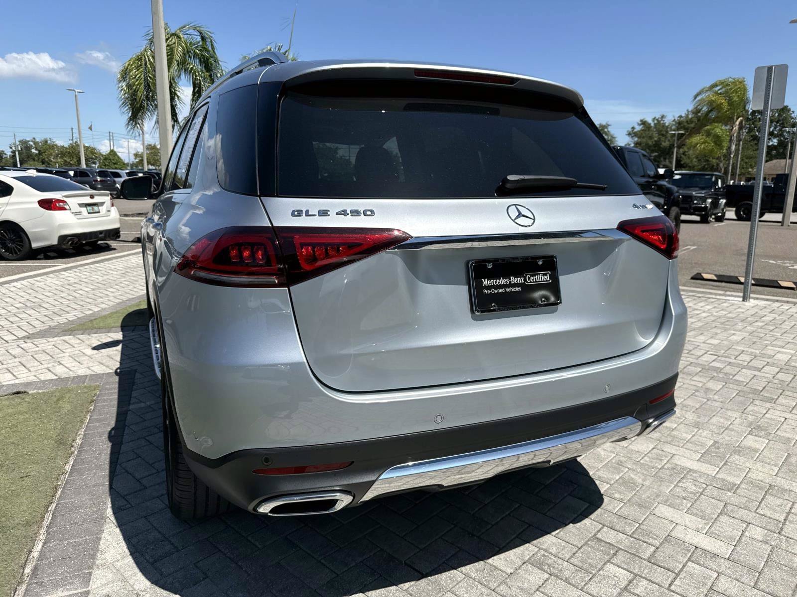 Certified 2022 Mercedes-Benz GLE 450 4MATIC w/ Premium Package image 8