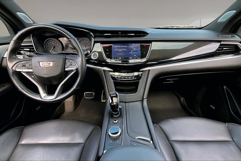 Certified 2024 Cadillac XT6 Sport w/ Technology Package AWD/4WD image 15