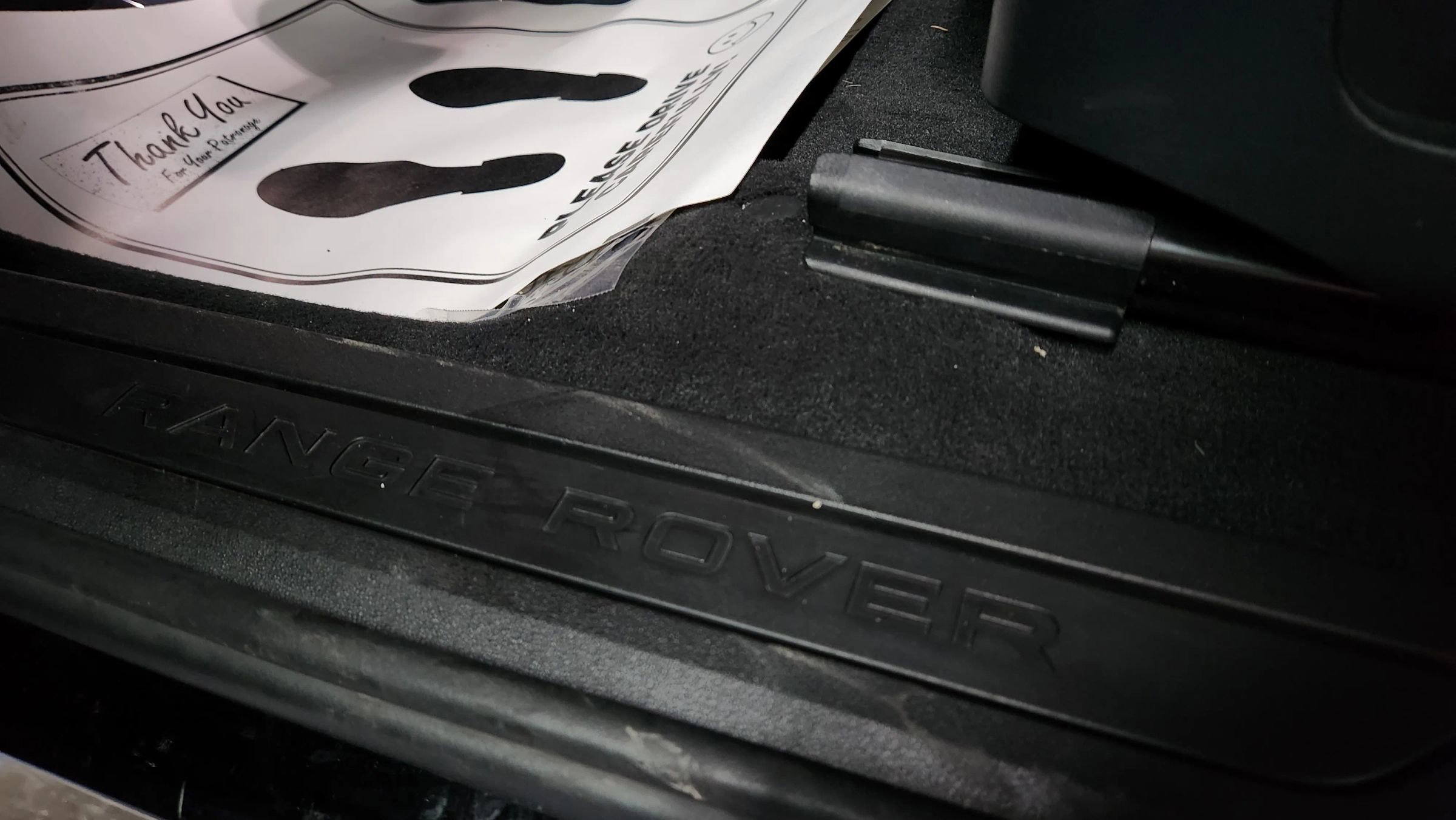 Used 2020 Land Rover Range Rover Evoque SE image 43