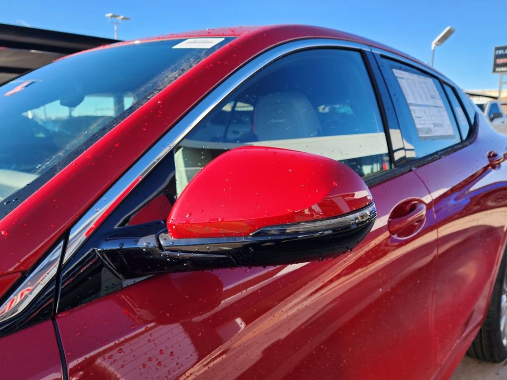 New 2026 Buick Envista Avenir image 12