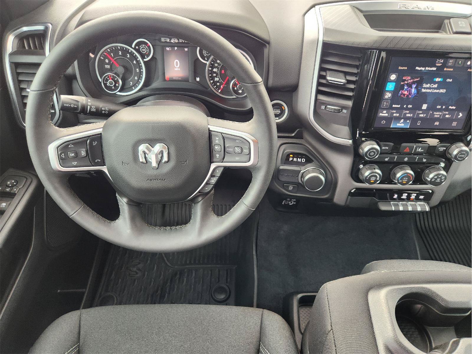 Used 2025 RAM 1500 Big Horn RWD image 27