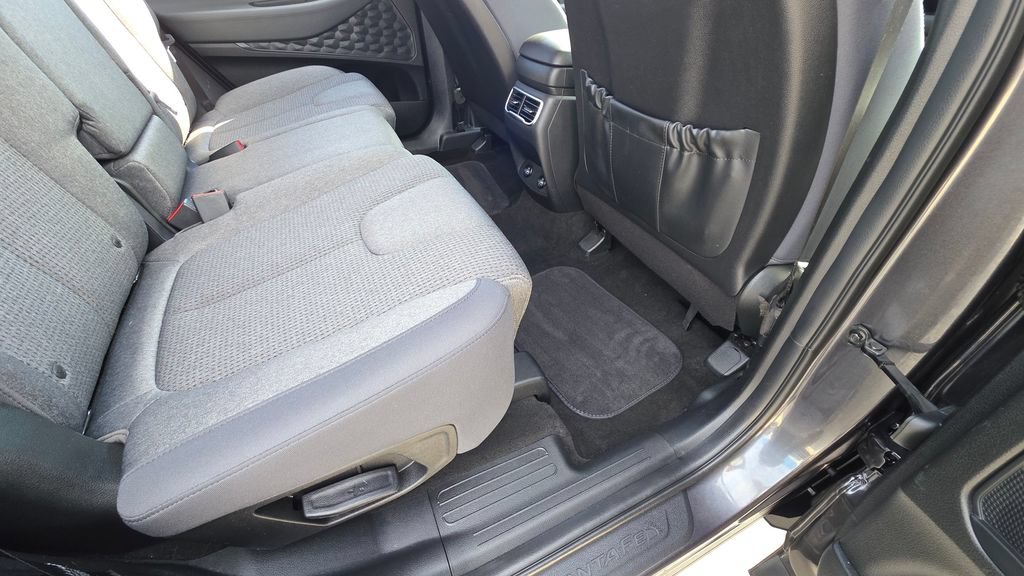 Used 2023 Hyundai Santa Fe SEL AWD/4WD image 15