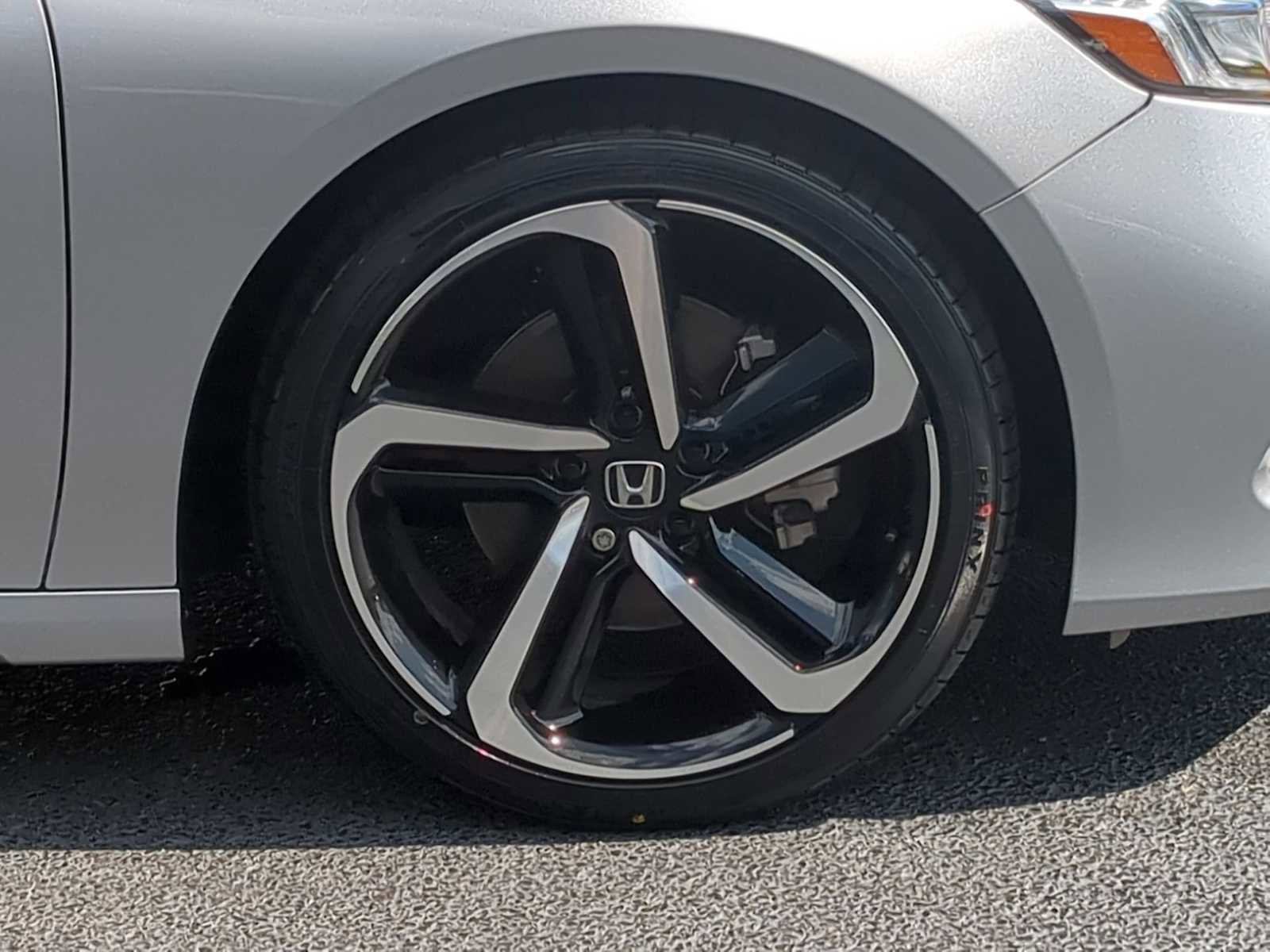 Used 2021 Honda Accord Sport image 10