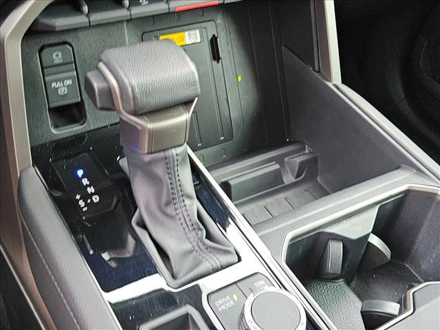 Used 2024 Toyota Tundra Limited w/ Power Package AWD/4WD image 12