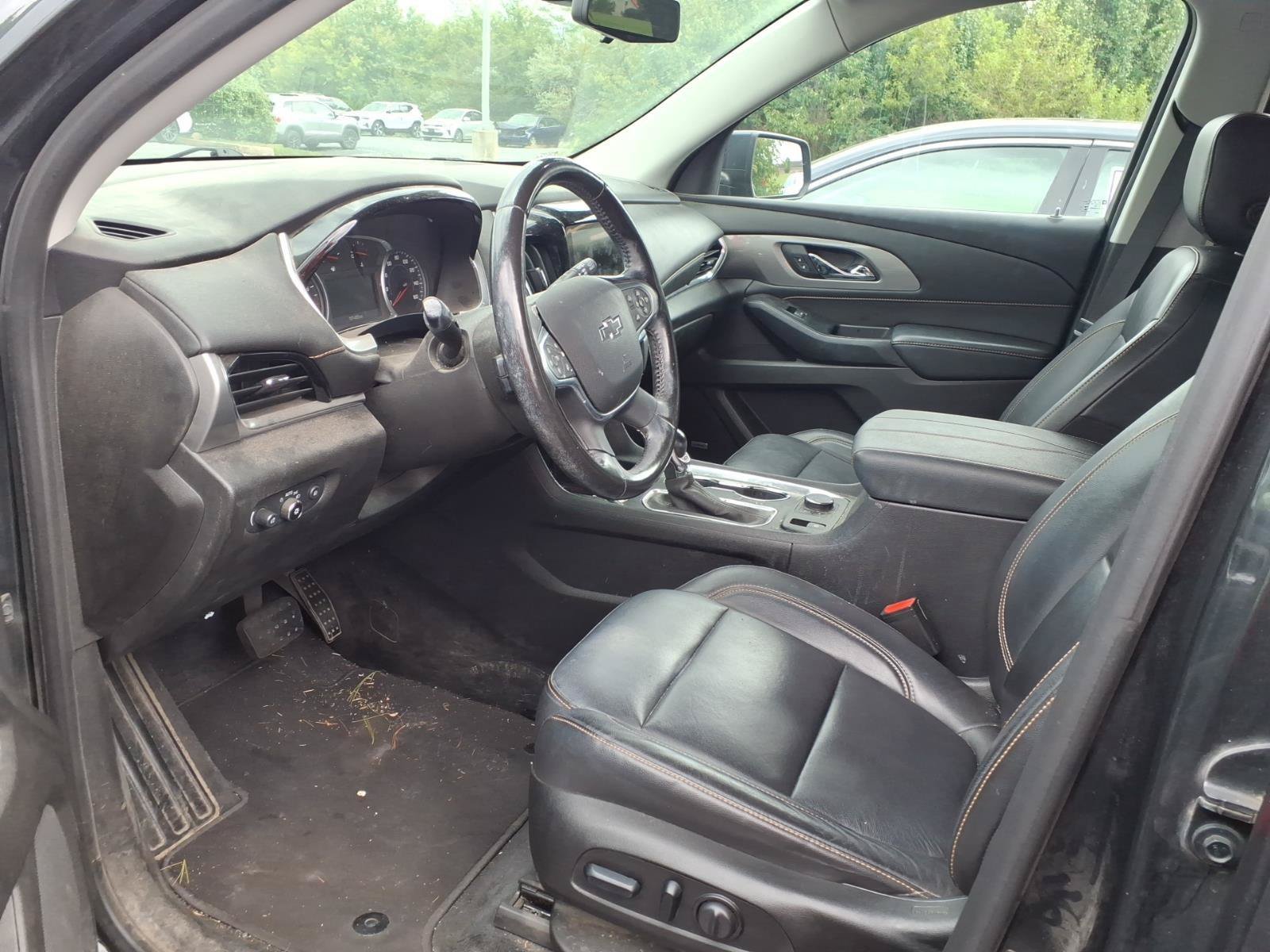 Used 2021 Chevrolet Traverse RS FWD image 4