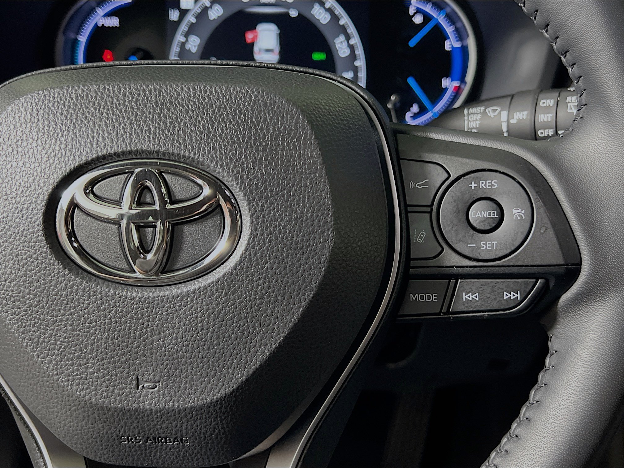 Used 2023 Toyota RAV4 XSE AWD/4WD image 20