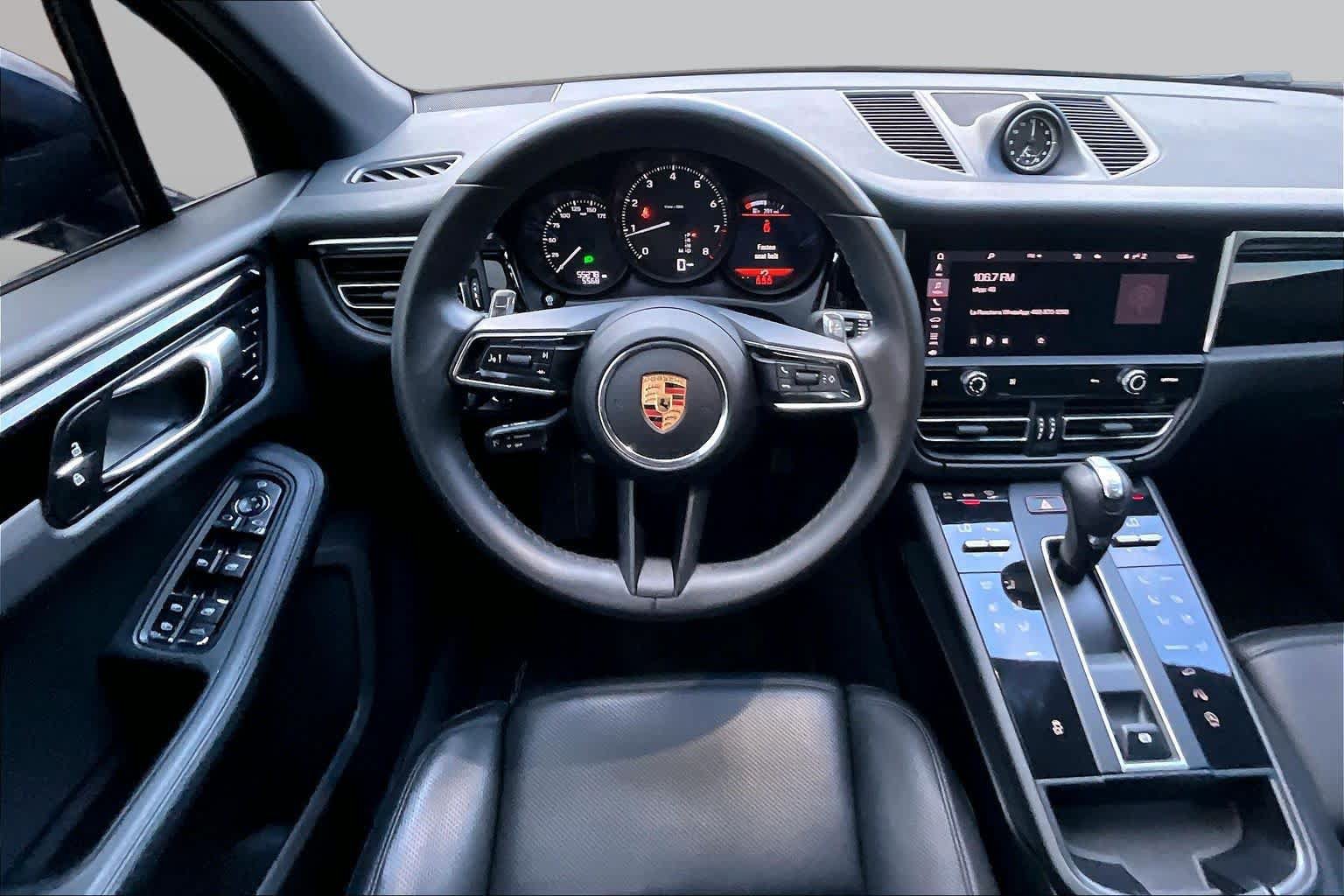 Used 2022 Porsche Macan AWD/4WD image 6