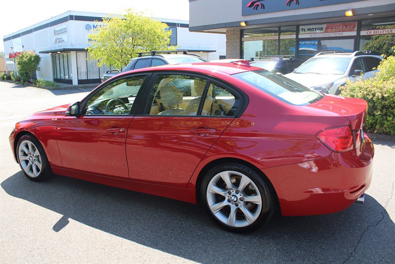 Used 2014 BMW 335i xDrive Sedan AWD/4WD image 3