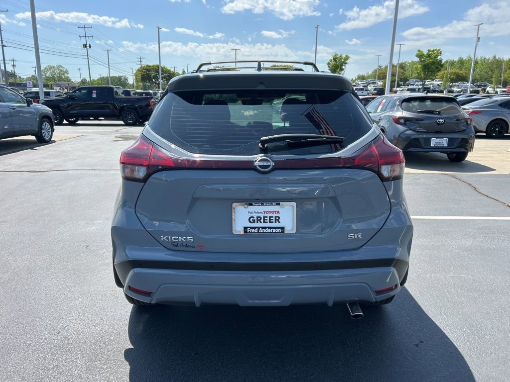 Used 2024 Nissan Kicks SR w/ SR Premium Package image 15