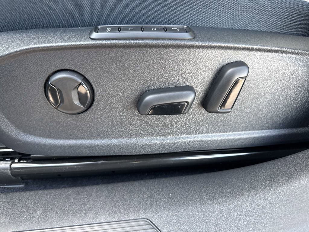 New 2026 Volkswagen ID.4 Pro S Plus AWD/4WD image 16