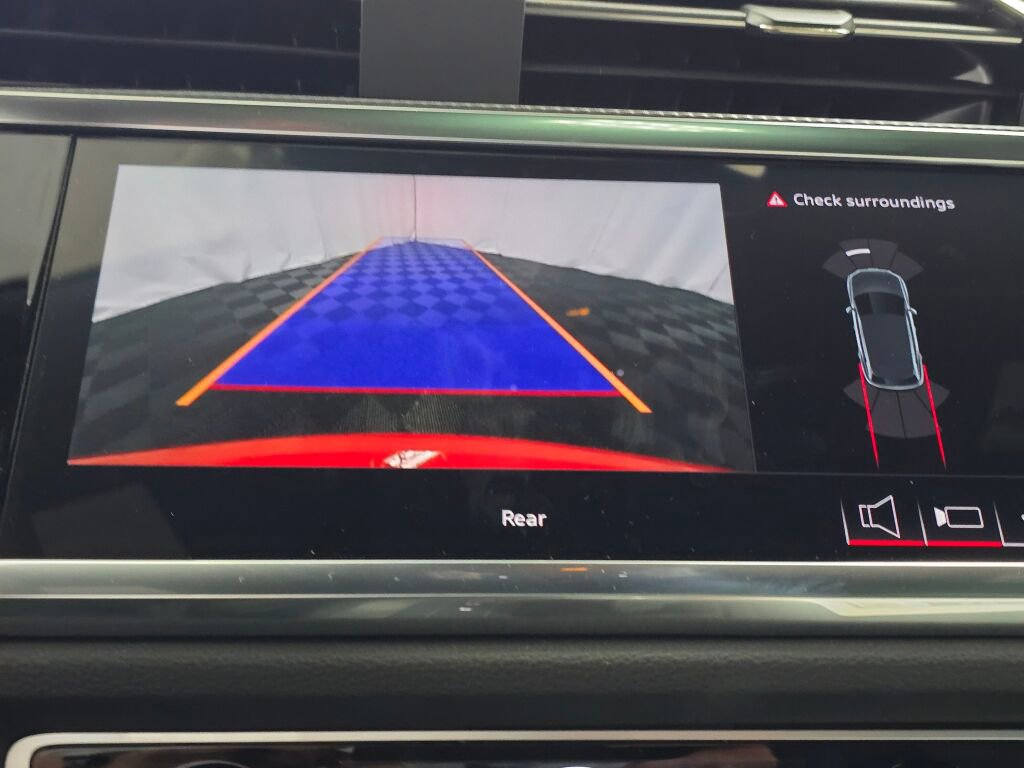 New 2025 Audi Q3 2.0T Premium image 26