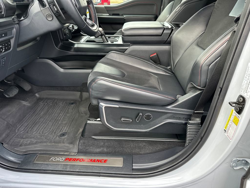 Certified 2025 Ford F150 Raptor AWD/4WD image 9