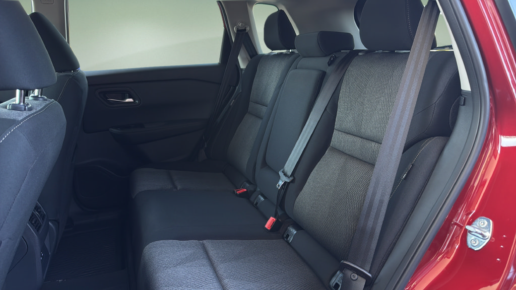 New 2026 Nissan Rogue SV AWD/4WD image 19