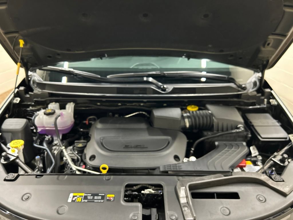New 2027 Chrysler Pacifica Pinnacle AWD/4WD image 8