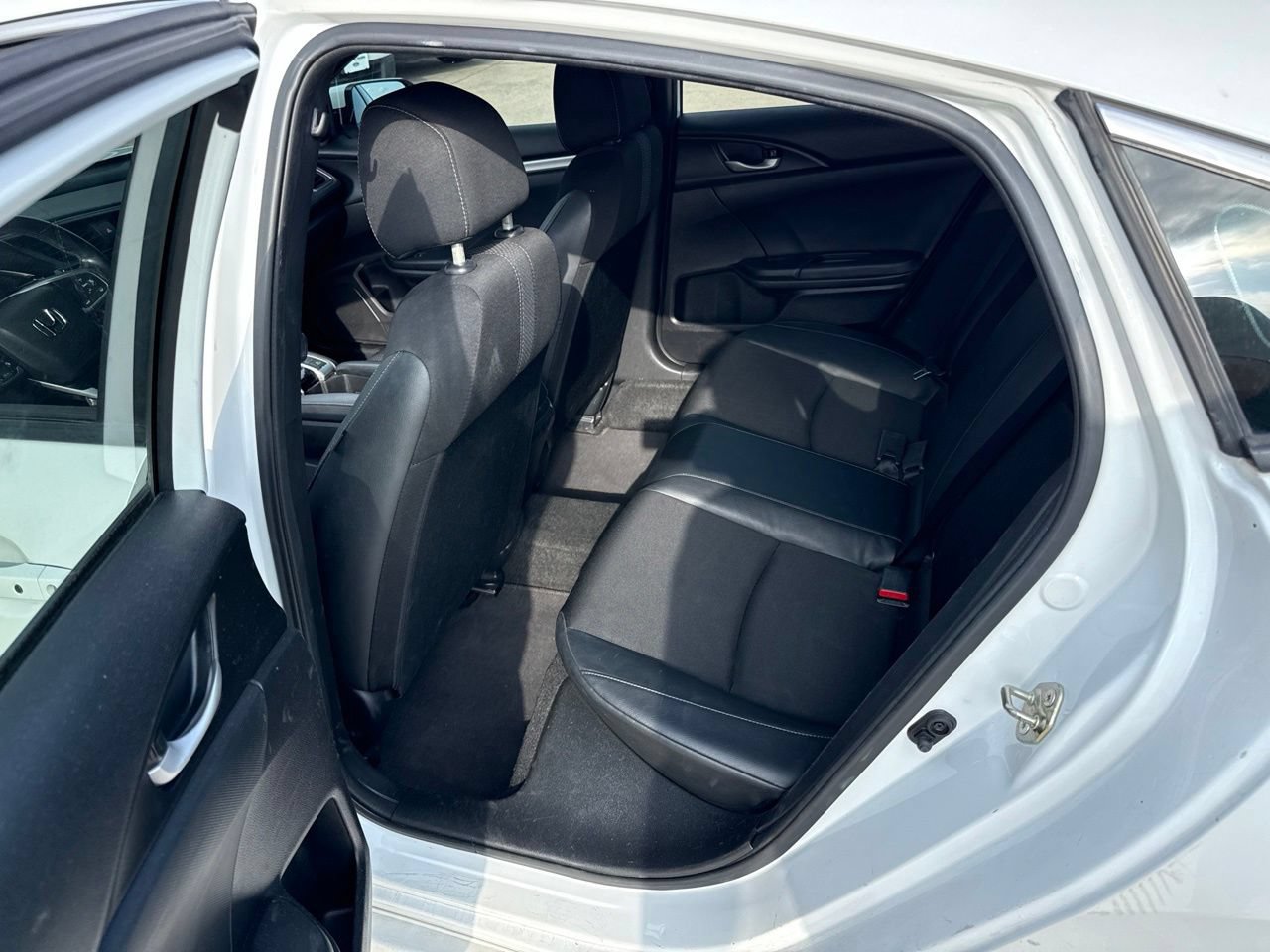 Used 2019 Honda Civic Sport image 6