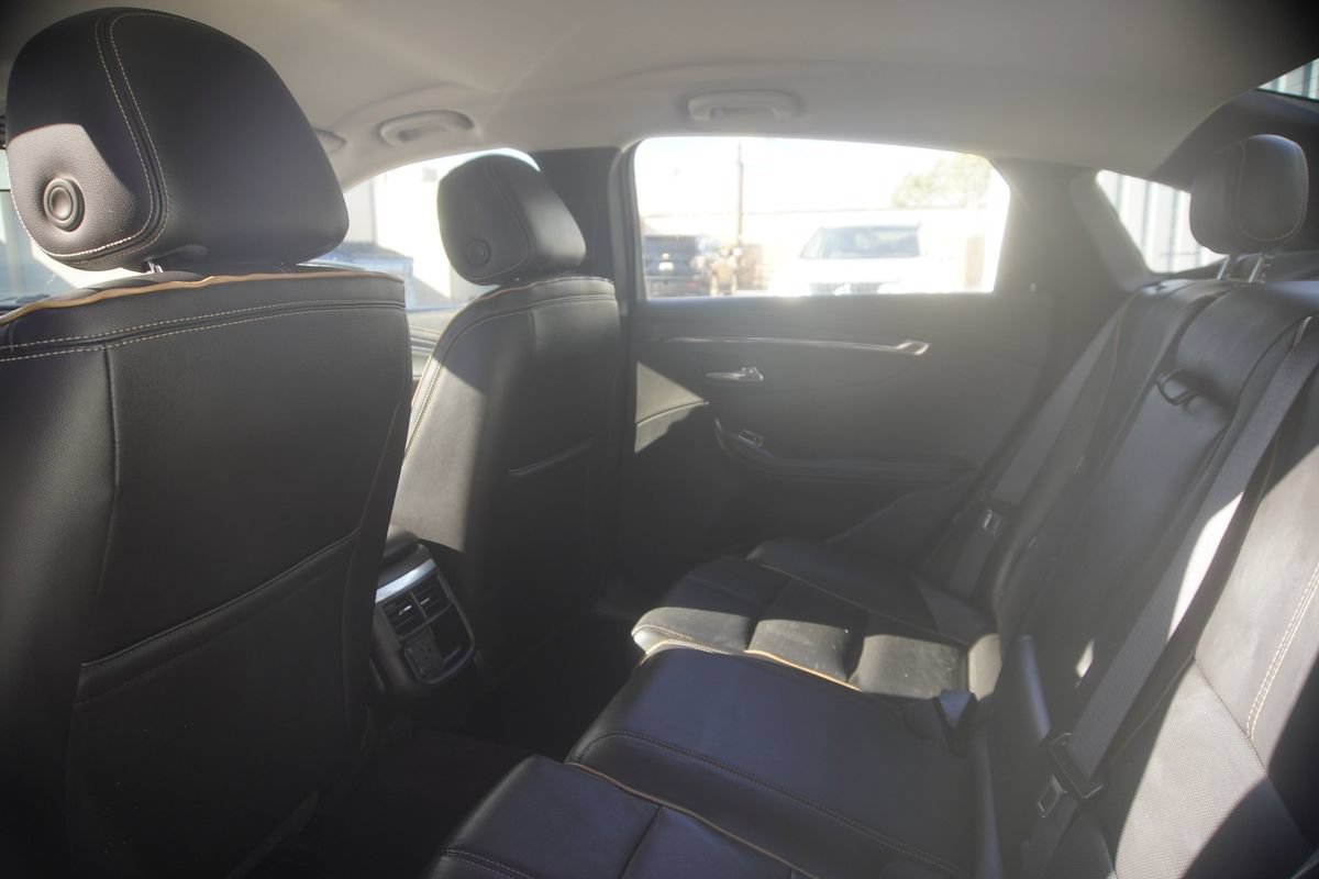 Used 2019 Chevrolet Impala Premier FWD image 12