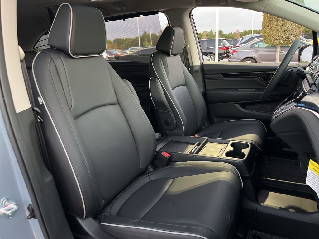 Certified 2026 Honda Odyssey Touring image 29