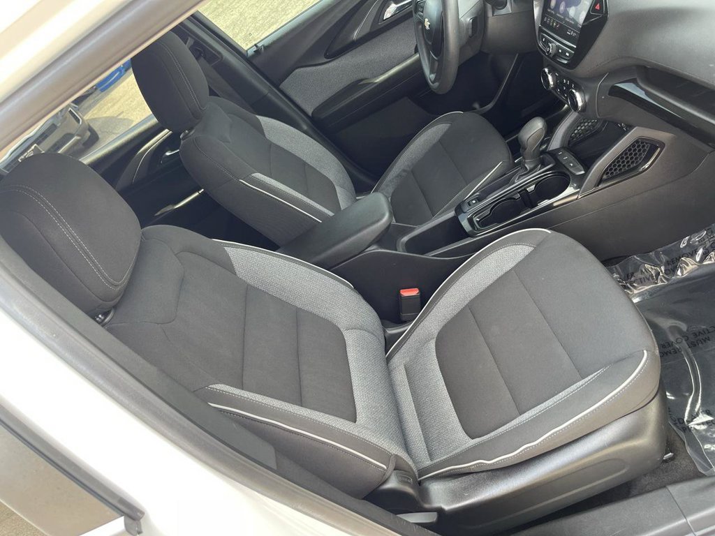 Used 2022 Chevrolet TrailBlazer LT w/ Convenience Package FWD image 23