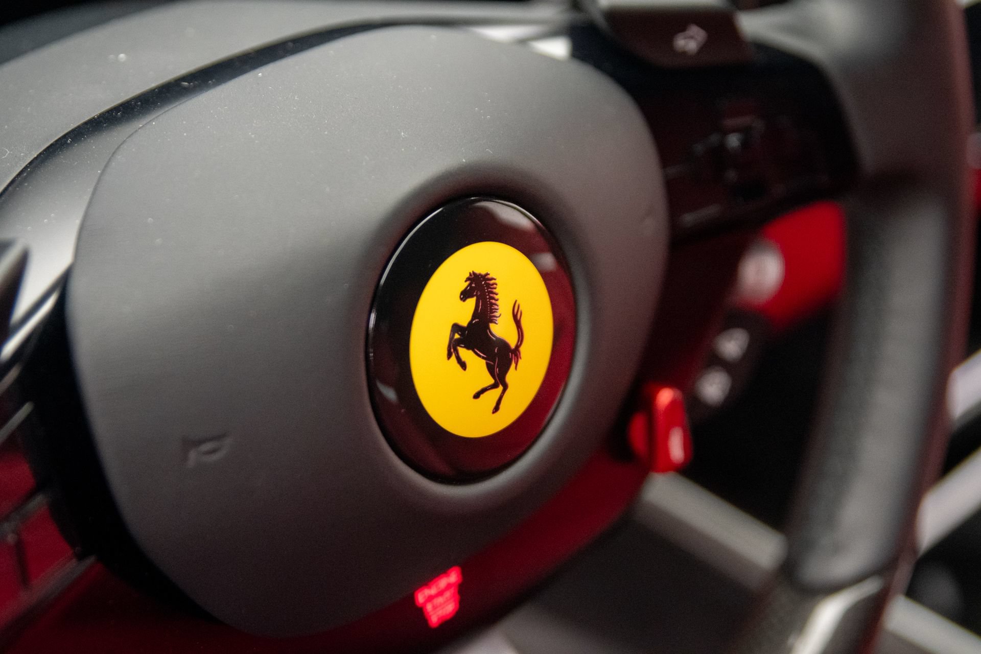 Used 2025 Ferrari Purosangue AWD/4WD image 19