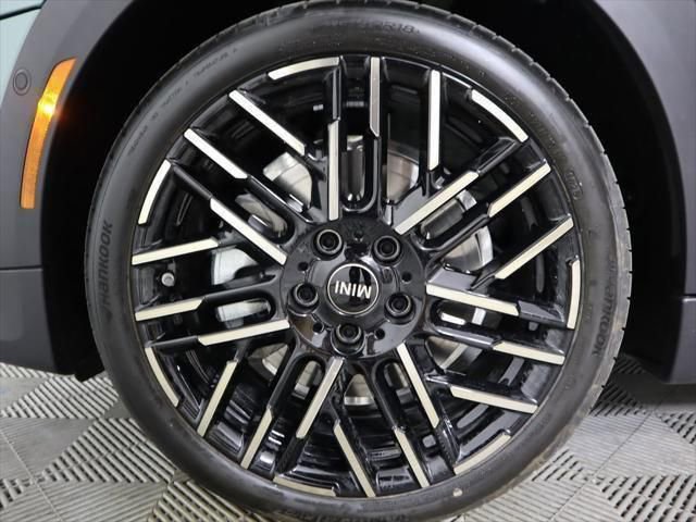 Used 2026 MINI Cooper S image 31